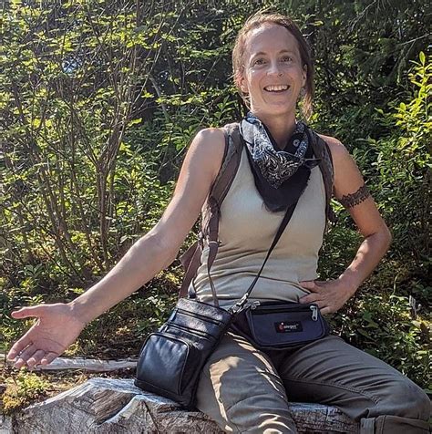 naked sarah|Naked and Afraid Star Sarah Danser Dead at 34 After Hawaii Car。